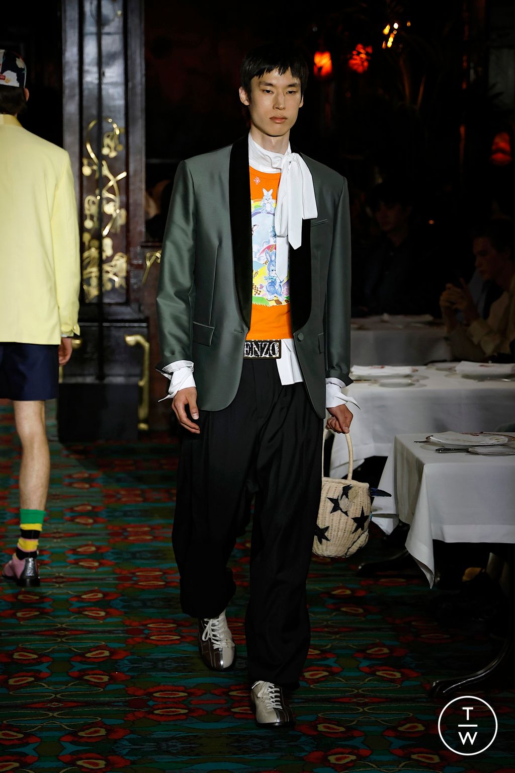 Fashion Week Paris Spring/Summer 2026 look 6 de la collection Kenzo menswear
