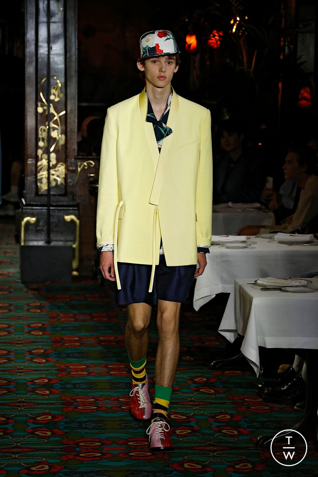 Fashion Week Paris Spring/Summer 2026 look 8 de la collection Kenzo menswear