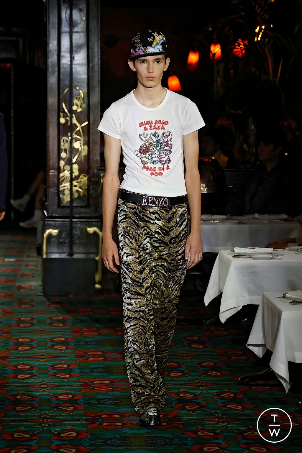 Fashion Week Paris Spring/Summer 2026 look 22 de la collection Kenzo menswear