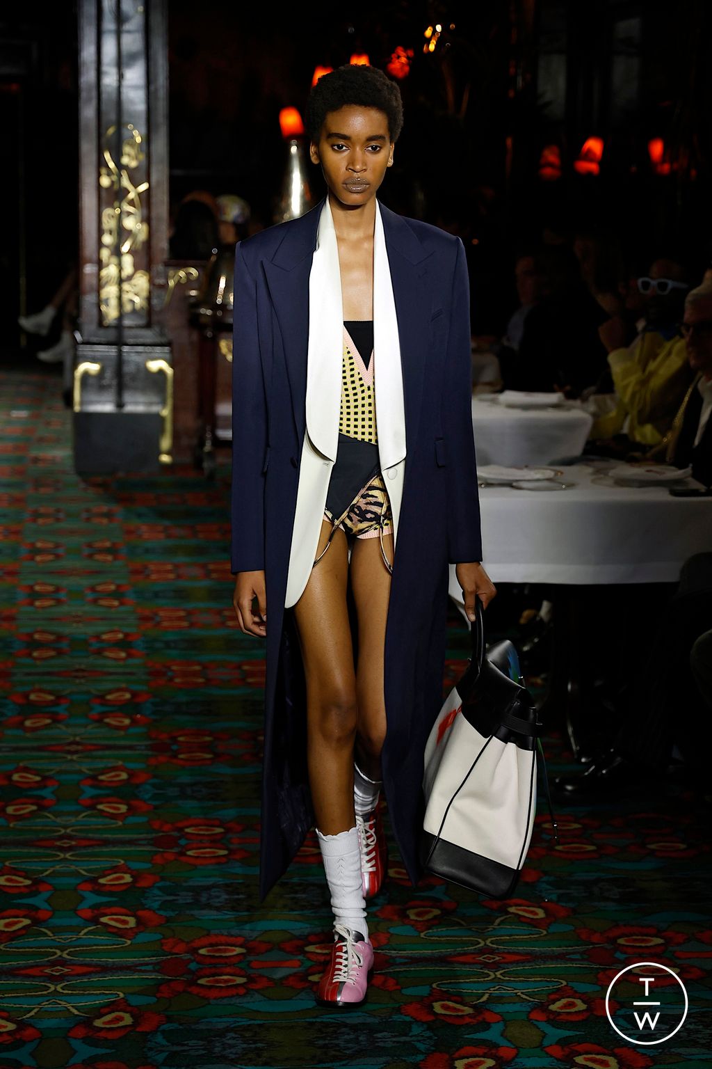 Fashion Week Paris Spring/Summer 2026 look 36 de la collection Kenzo menswear