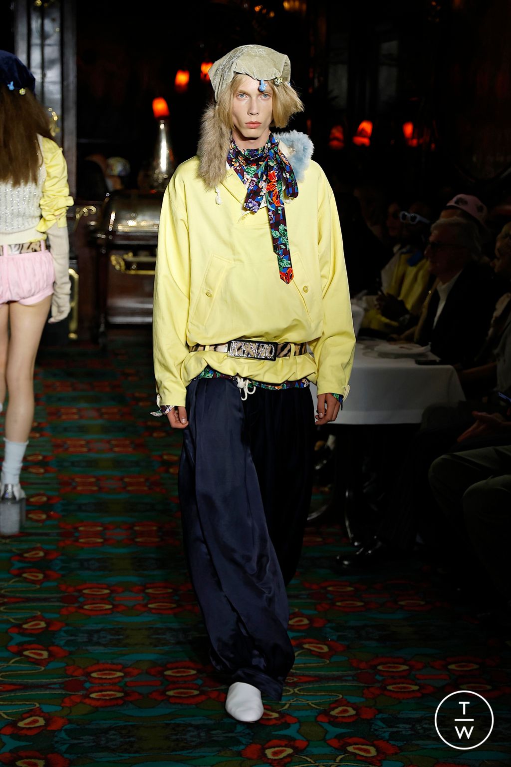 Fashion Week Paris Spring/Summer 2026 look 37 from the Kenzo collection menswear