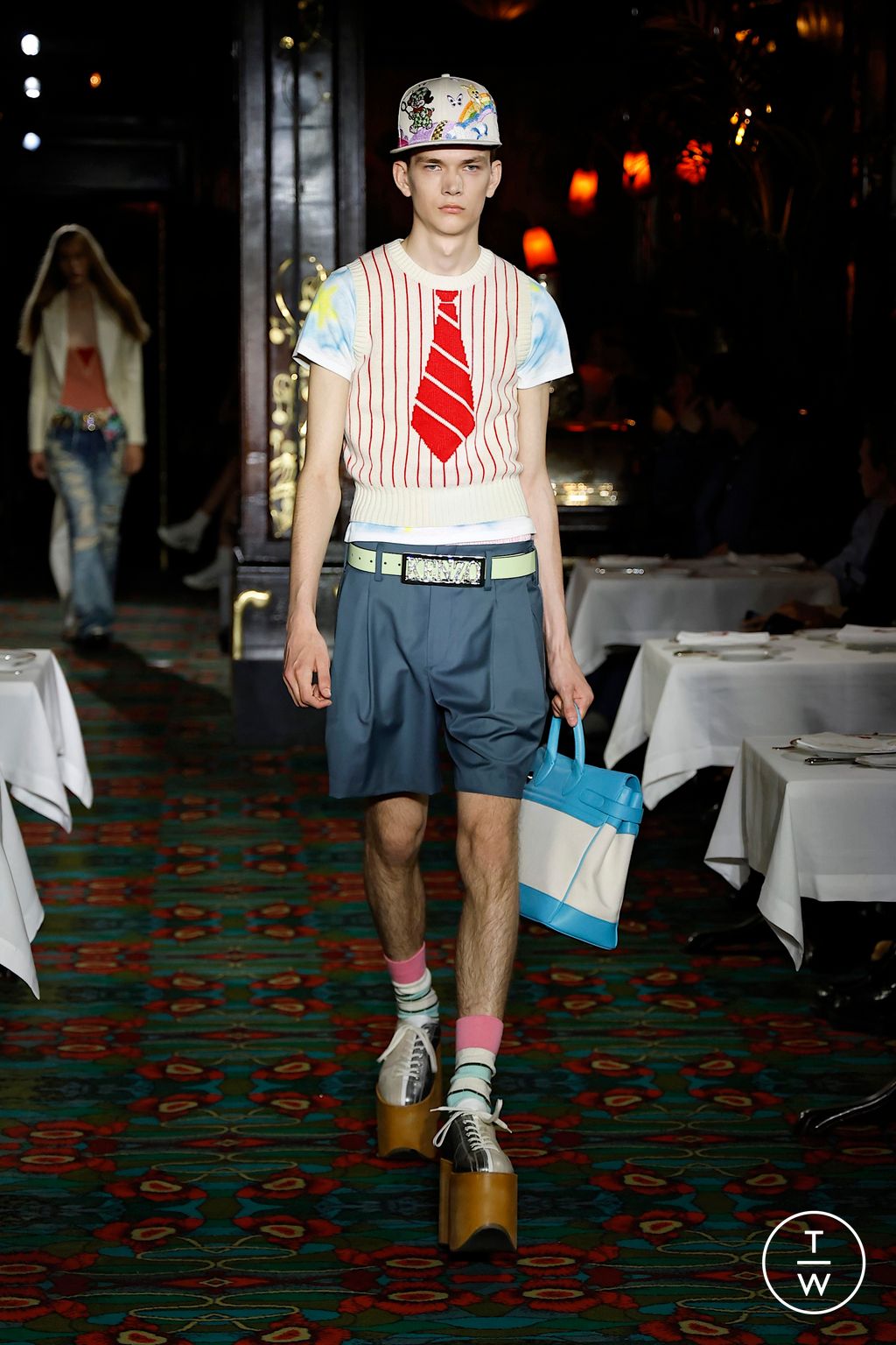 Fashion Week Paris Spring/Summer 2026 look 40 de la collection Kenzo menswear