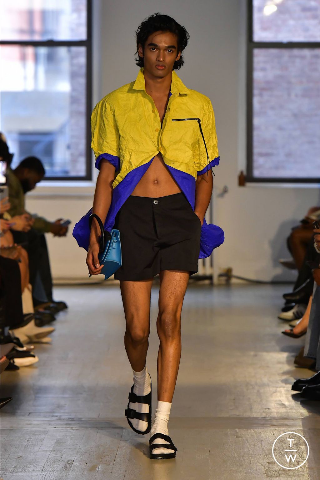 Fashion Week New York Spring/Summer 2024 look 16 from the KGL collection 女装