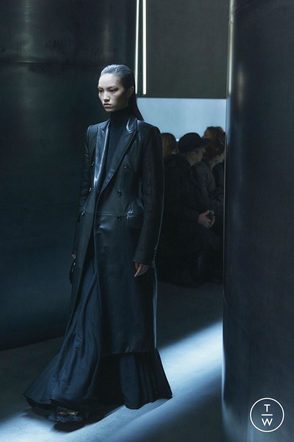Fashion Week New York Fall/Winter 2023 look 15 from the Khaite collection 女装