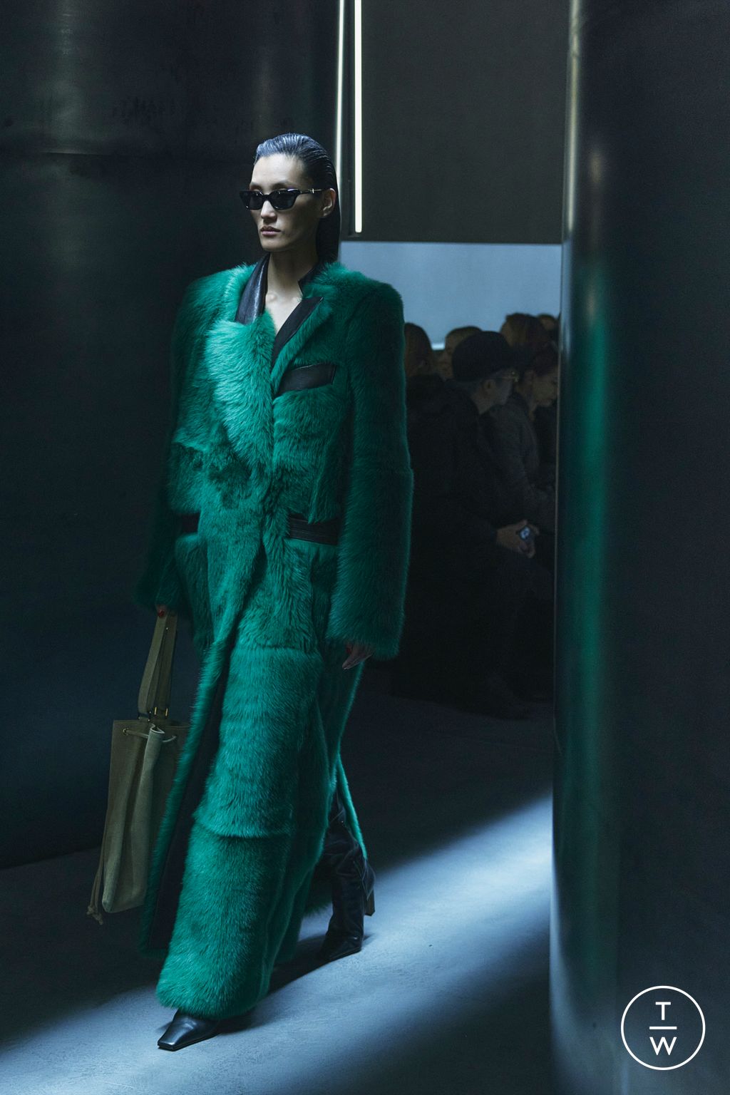 Fashion Week New York Fall/Winter 2023 look 26 from the Khaite collection 女装