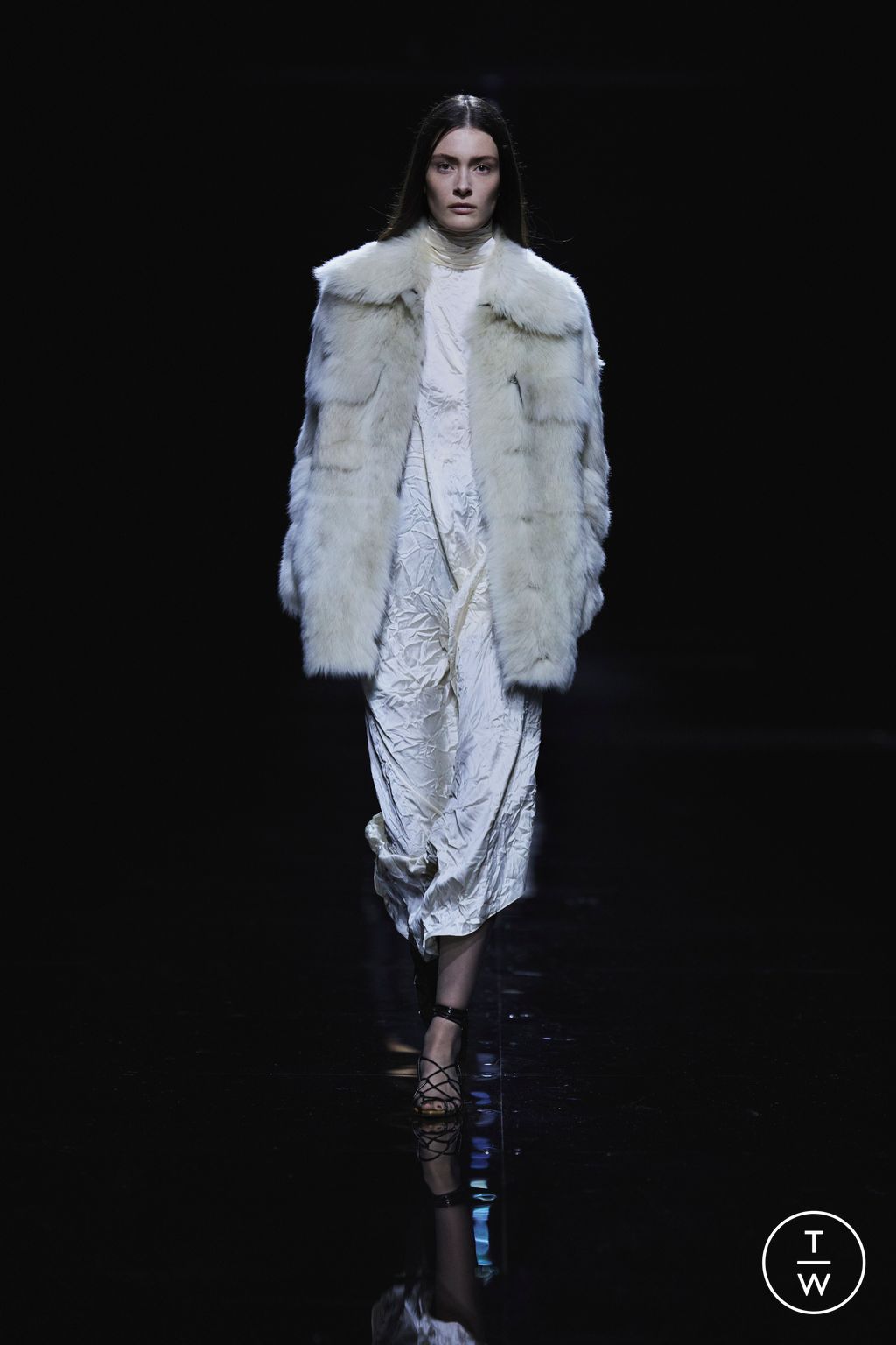 Fashion Week New York Fall/Winter 2024 look 42 from the Khaite collection womenswear