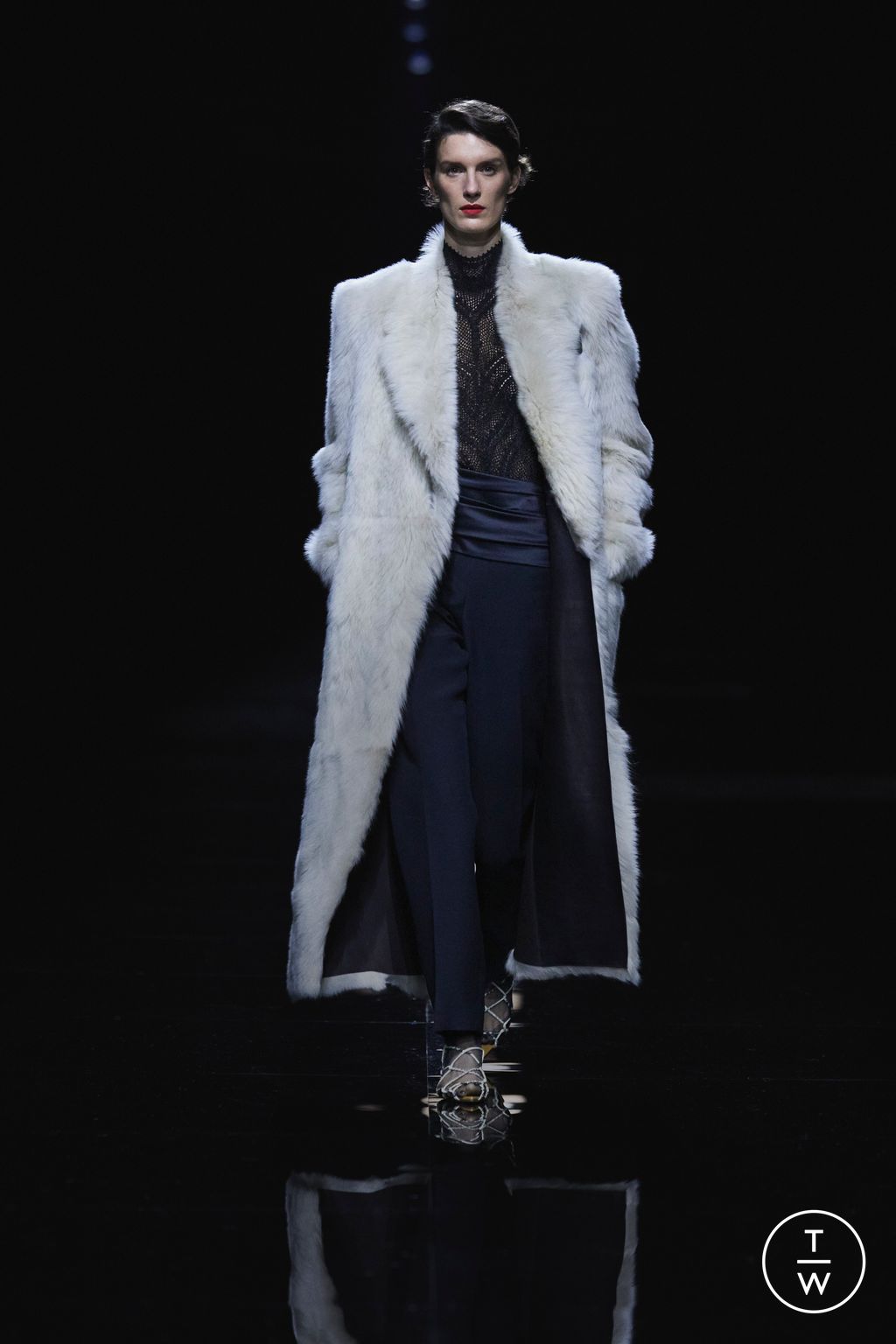 Fashion Week New York Fall/Winter 2024 look 48 de la collection Khaite womenswear