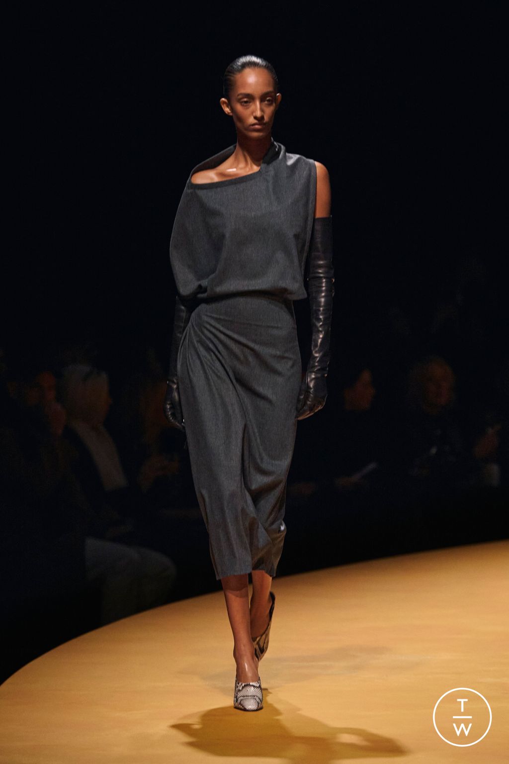 Fashion Week New York Fall/Winter 2025 look 6 from the Khaite collection womenswear