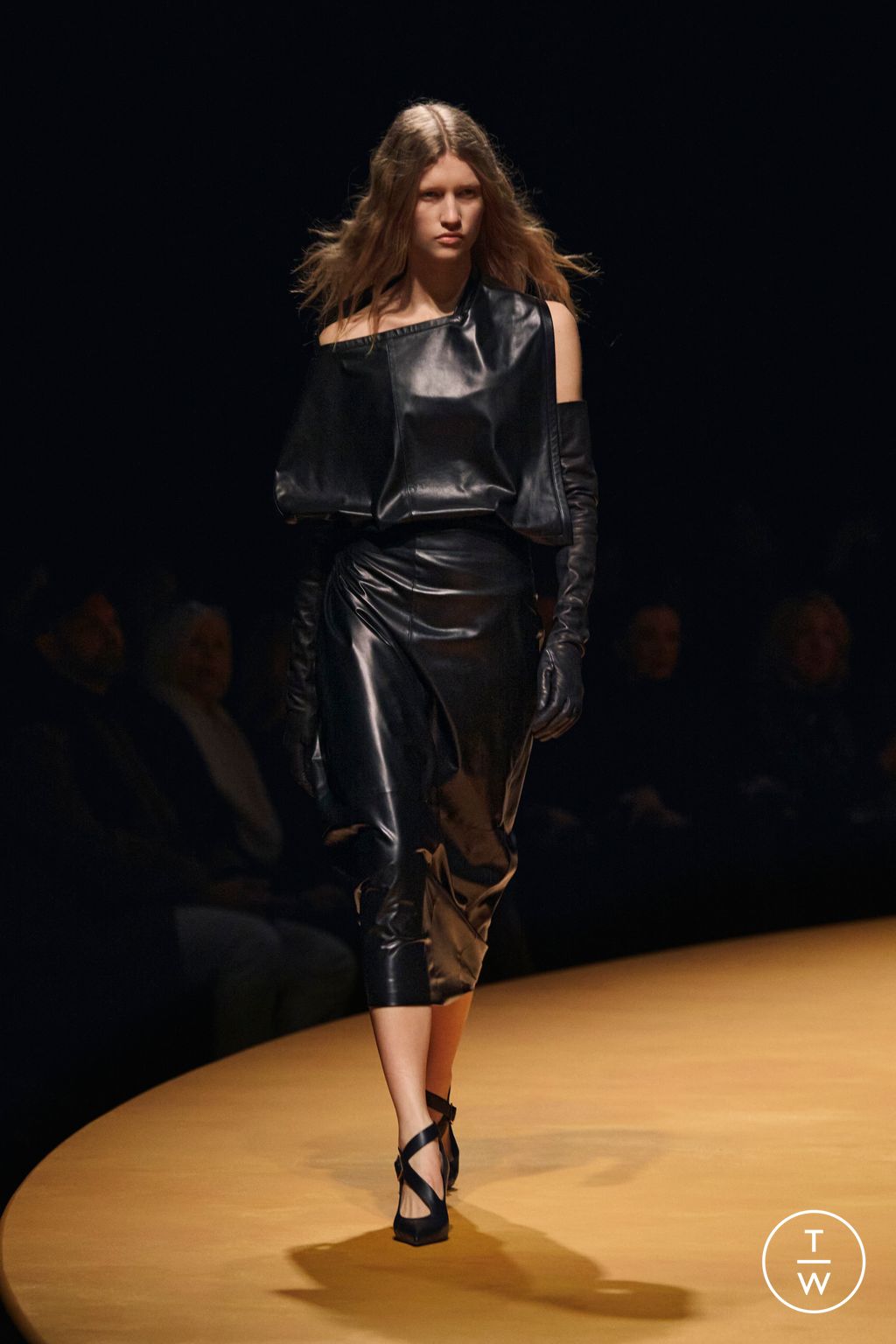 Fashion Week New York Fall/Winter 2025 look 33 from the Khaite collection womenswear