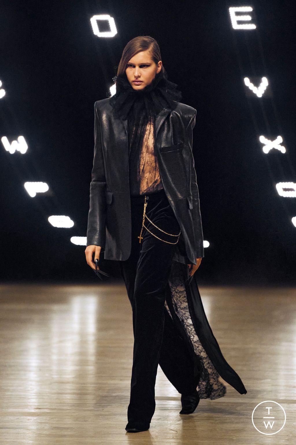 Fashion Week New York Fall/Winter 2026 look 12 de la collection Khaite womenswear