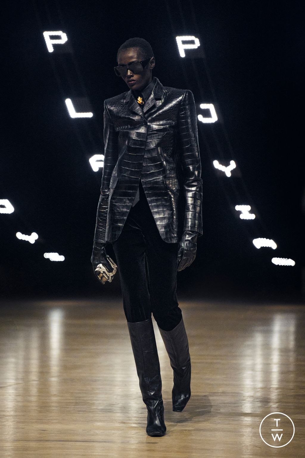 Fashion Week New York Fall/Winter 2026 look 36 de la collection Khaite womenswear