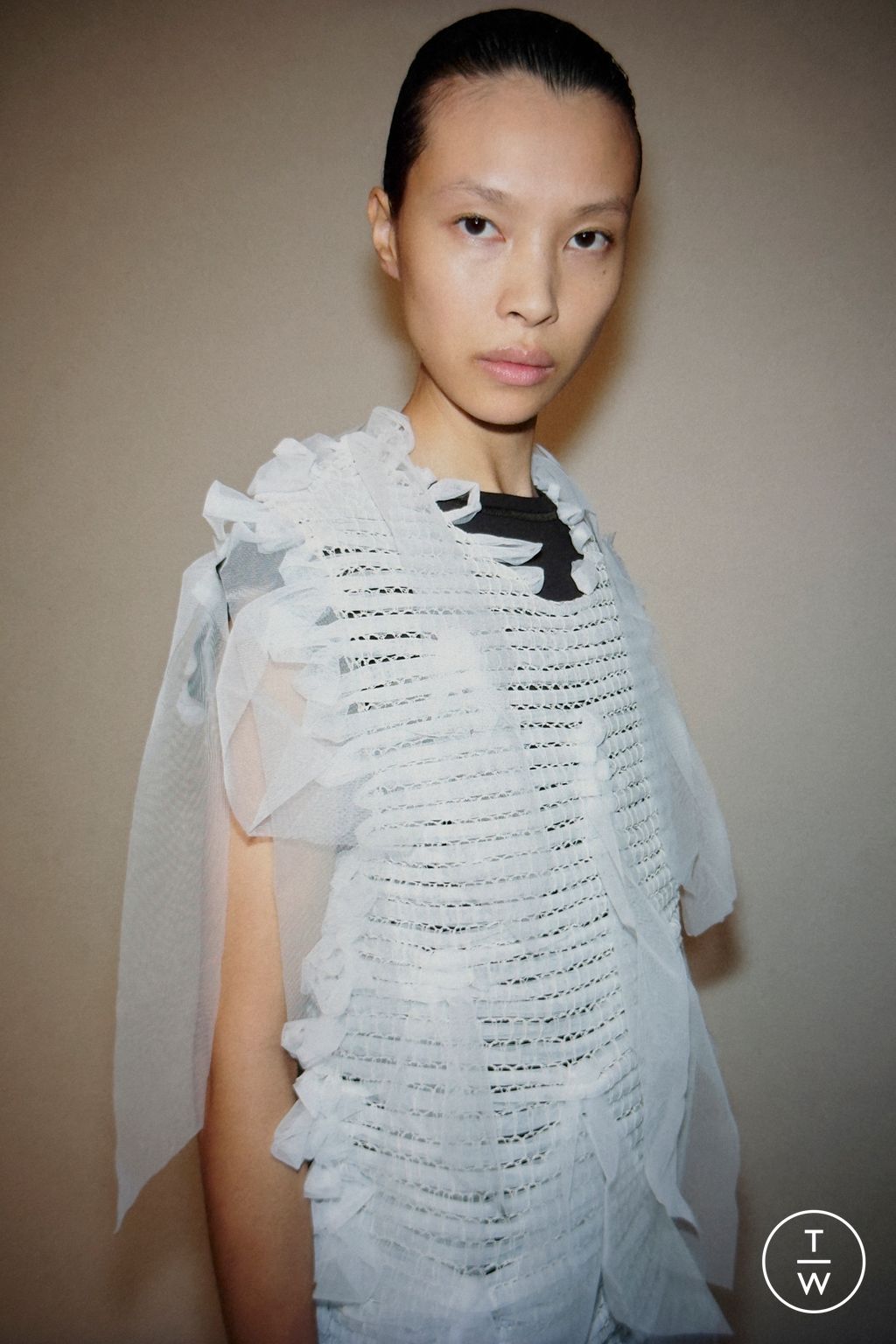 Fashion Week New York Pre-Fall 2026 look 31 from the Khaite collection 女装