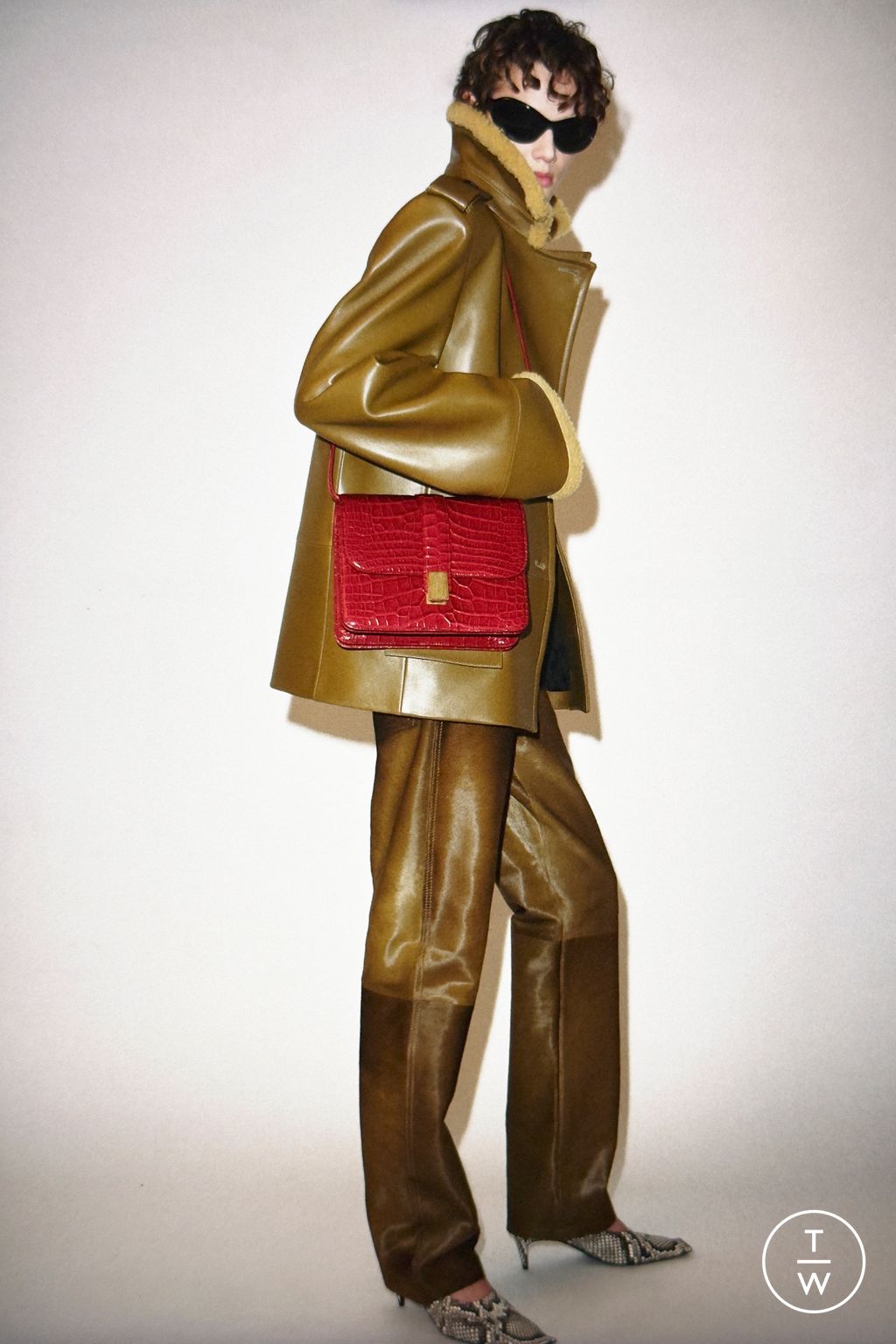 Fashion Week New York Pre-Fall 2026 look 3 from the Khaite collection 女装