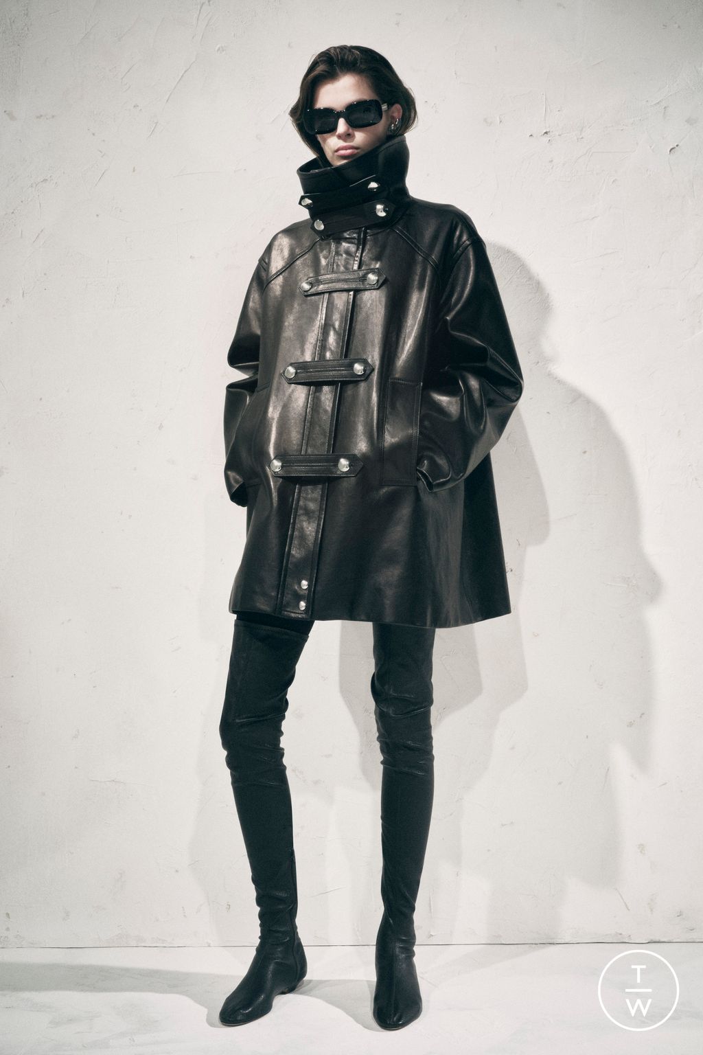 Fashion Week New York Pre-Fall 2024 look 42 from the Khaite collection womenswear