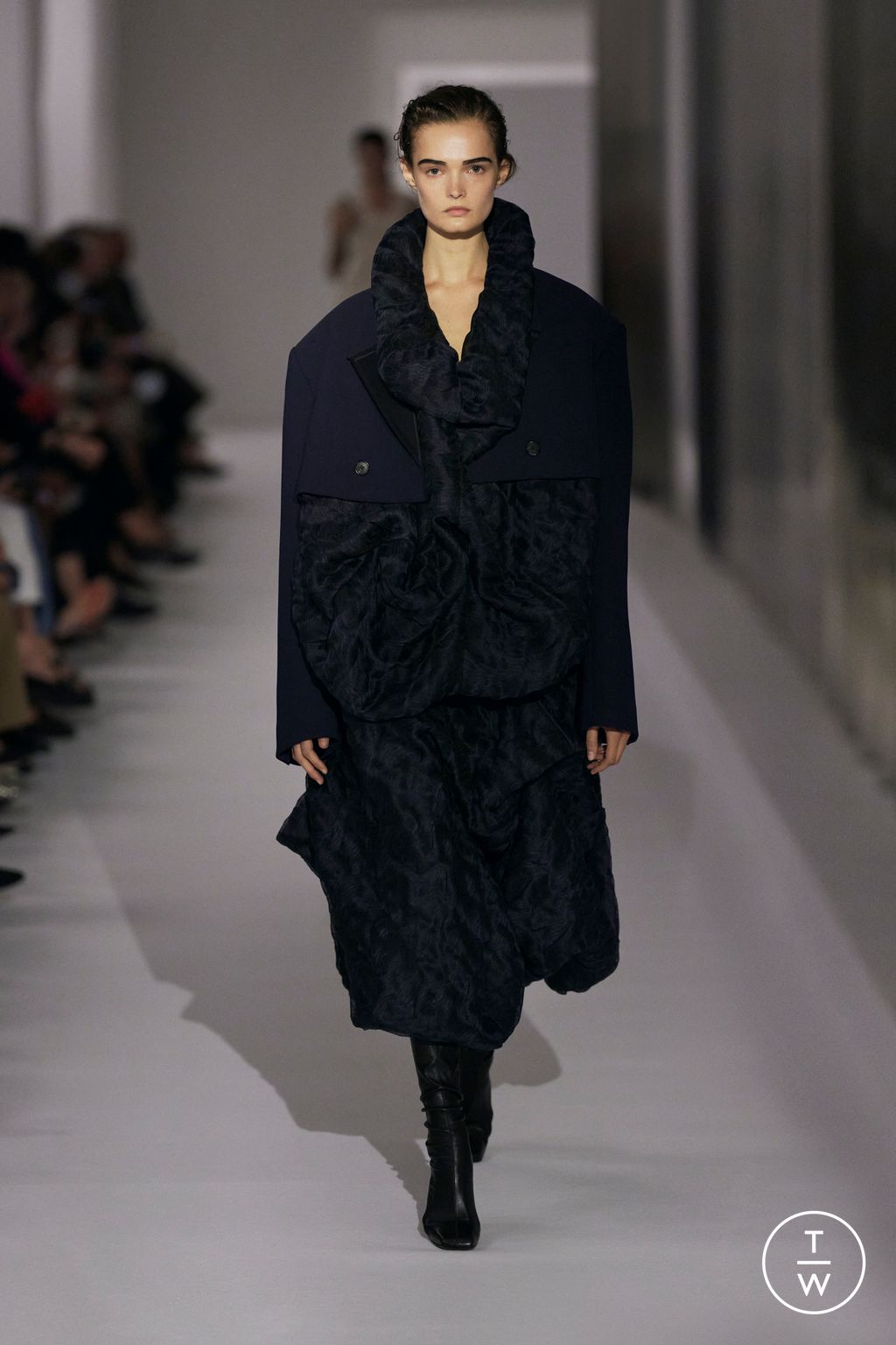 Fashion Week New York Spring/Summer 2025 look 10 from the Khaite collection womenswear