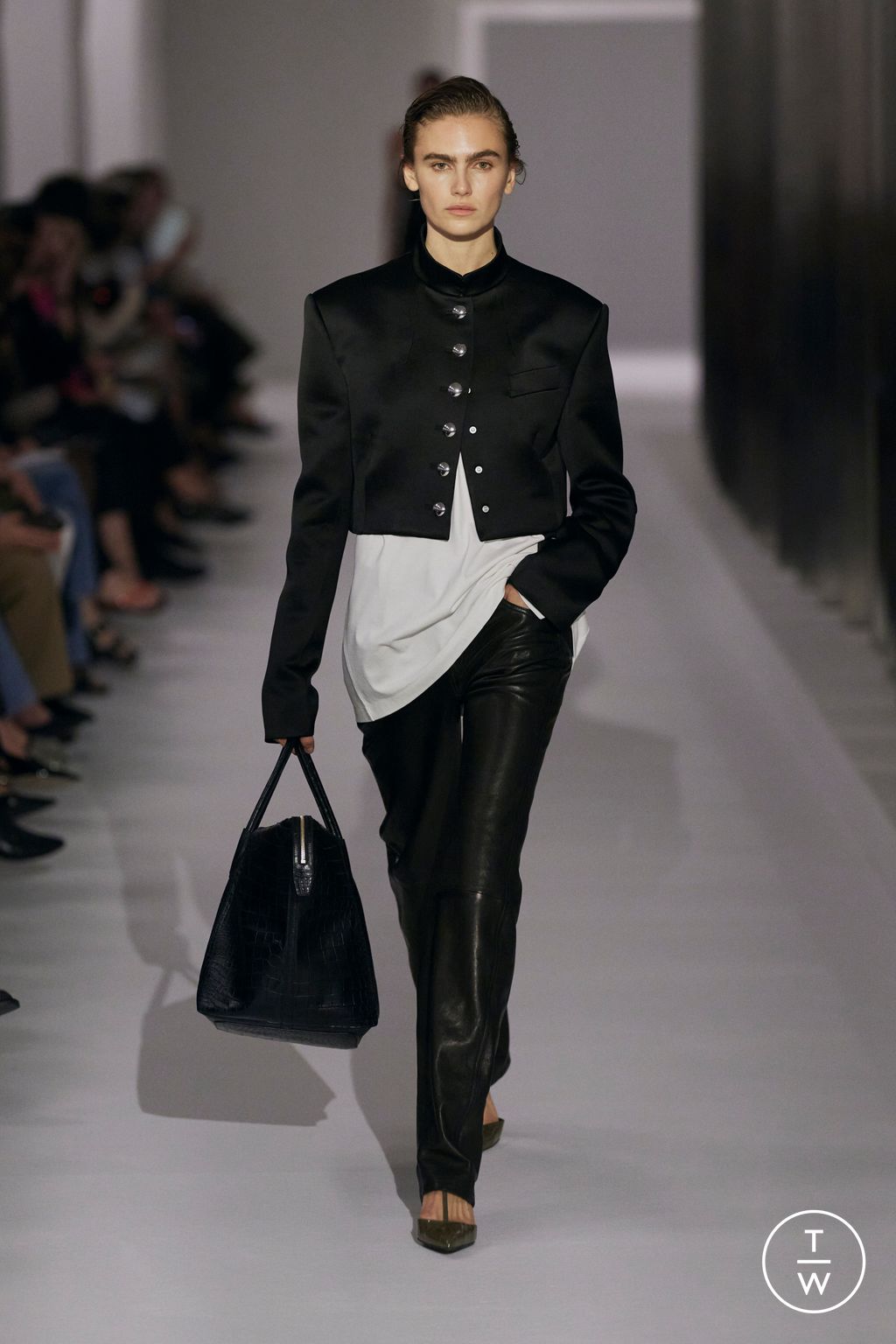 Fashion Week New York Spring/Summer 2025 look 25 from the Khaite collection womenswear