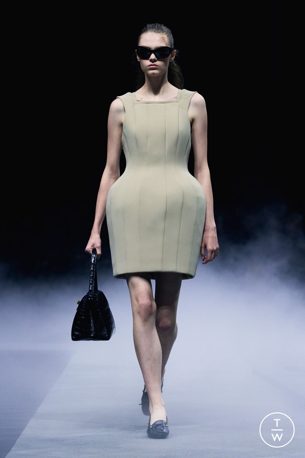 Fashion Week New York Spring/Summer 2026 look 25 from the Khaite collection womenswear