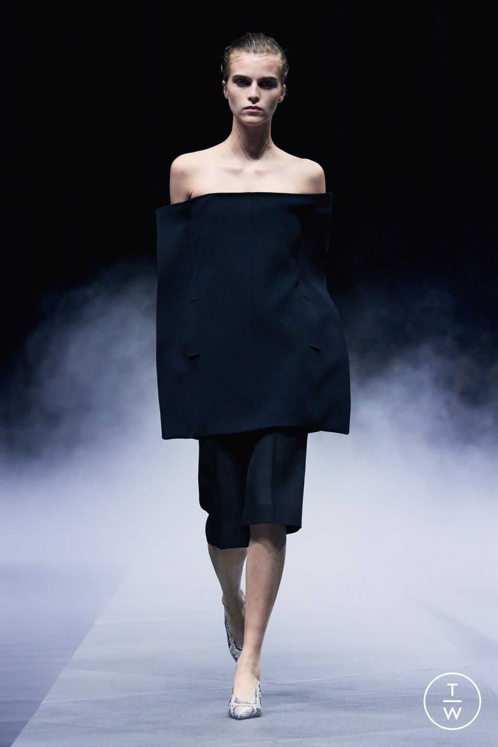 Fashion Week New York Spring/Summer 2026 look 37 from the Khaite collection womenswear