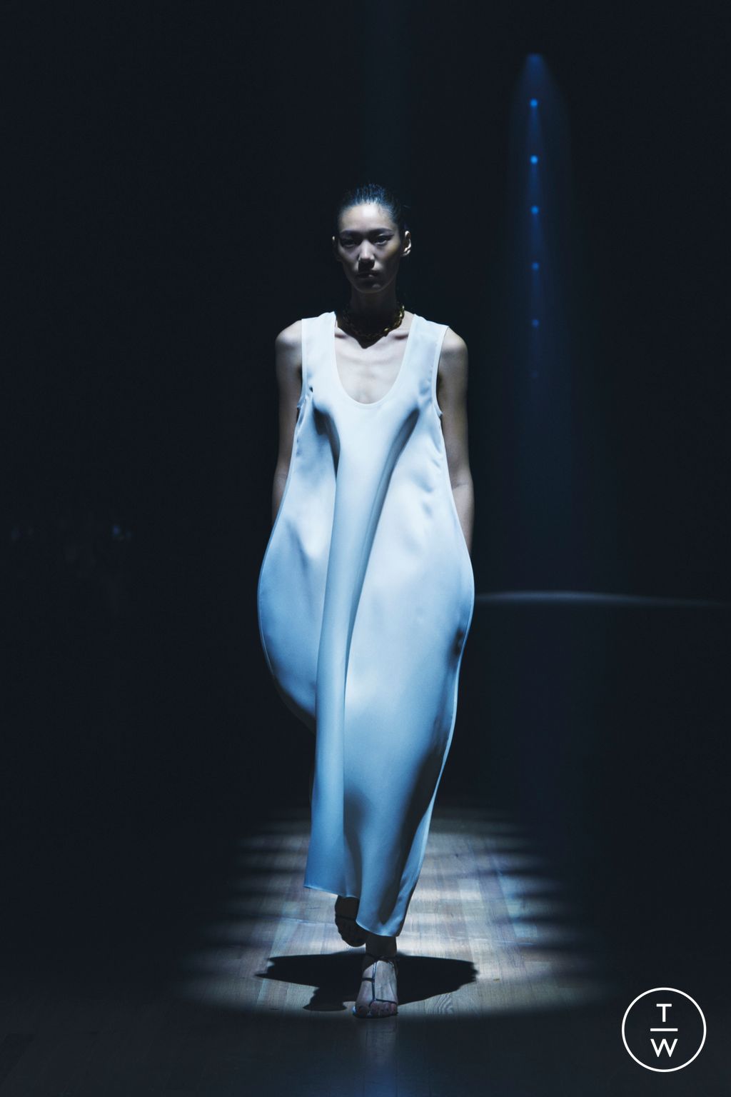 Fashion Week New York Spring/Summer 2024 look 6 from the Khaite collection womenswear