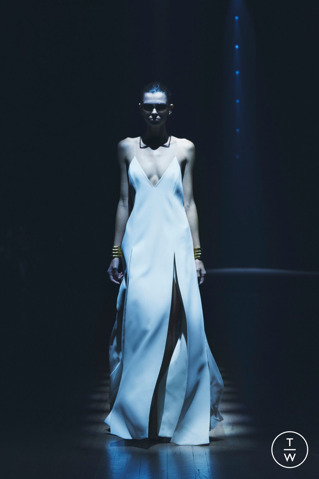 Fashion Week New York Spring/Summer 2024 look 15 de la collection Khaite womenswear