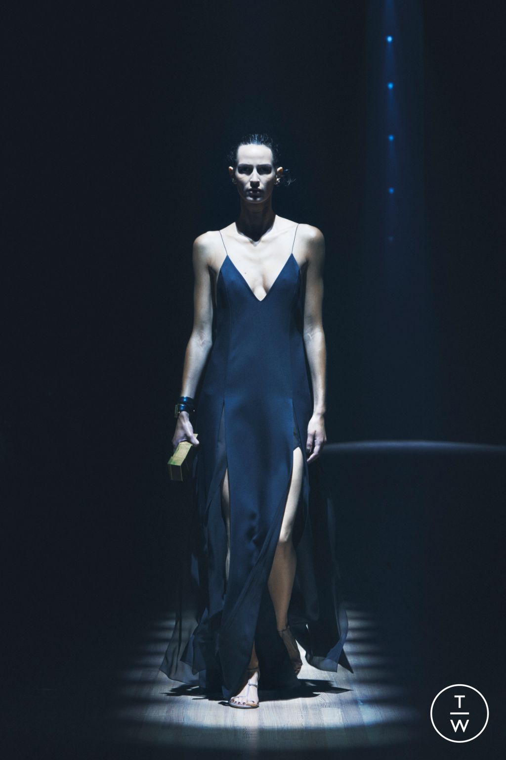 Fashion Week New York Spring/Summer 2024 look 20 de la collection Khaite womenswear