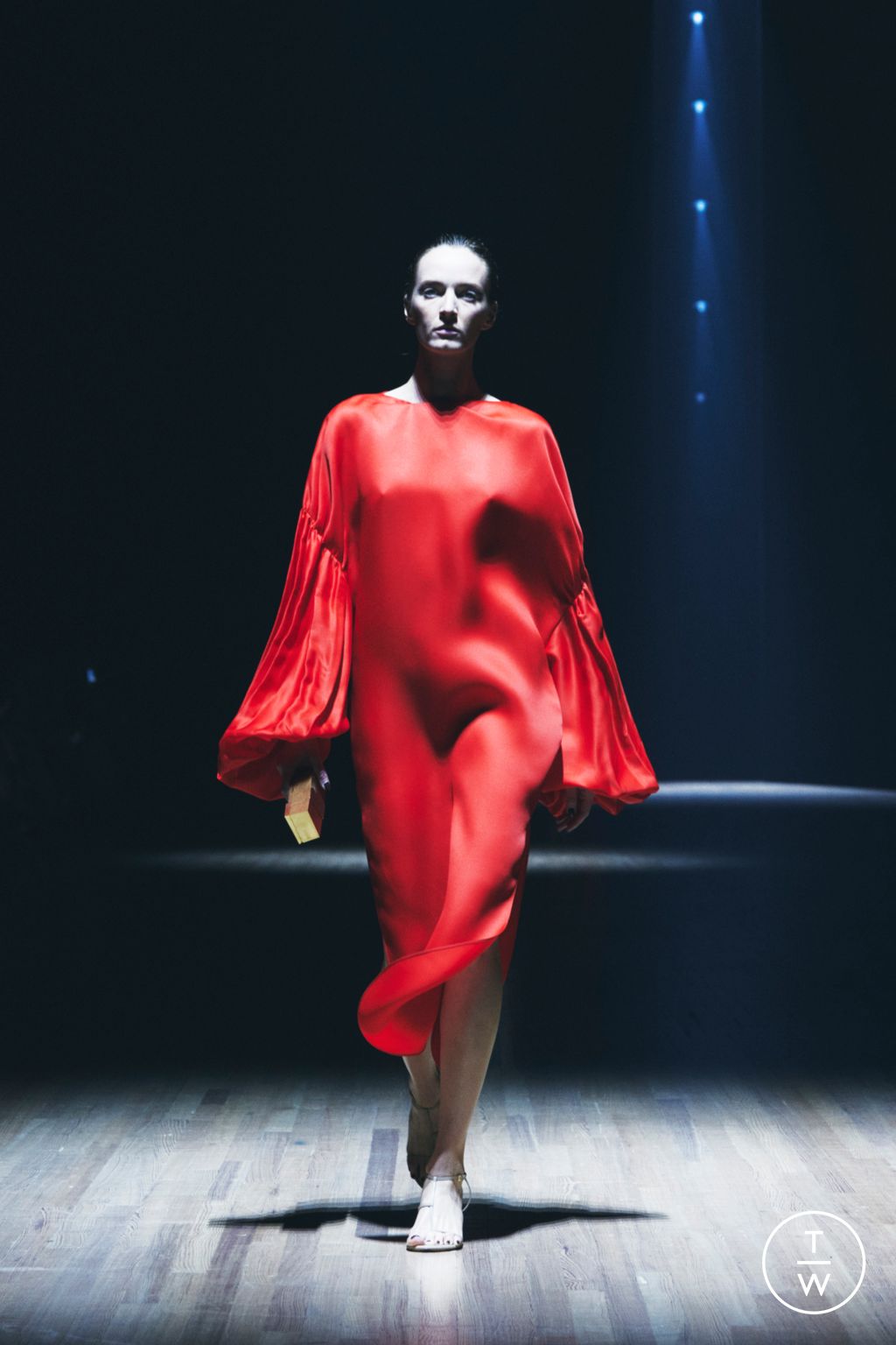 Fashion Week New York Spring/Summer 2024 look 29 de la collection Khaite womenswear