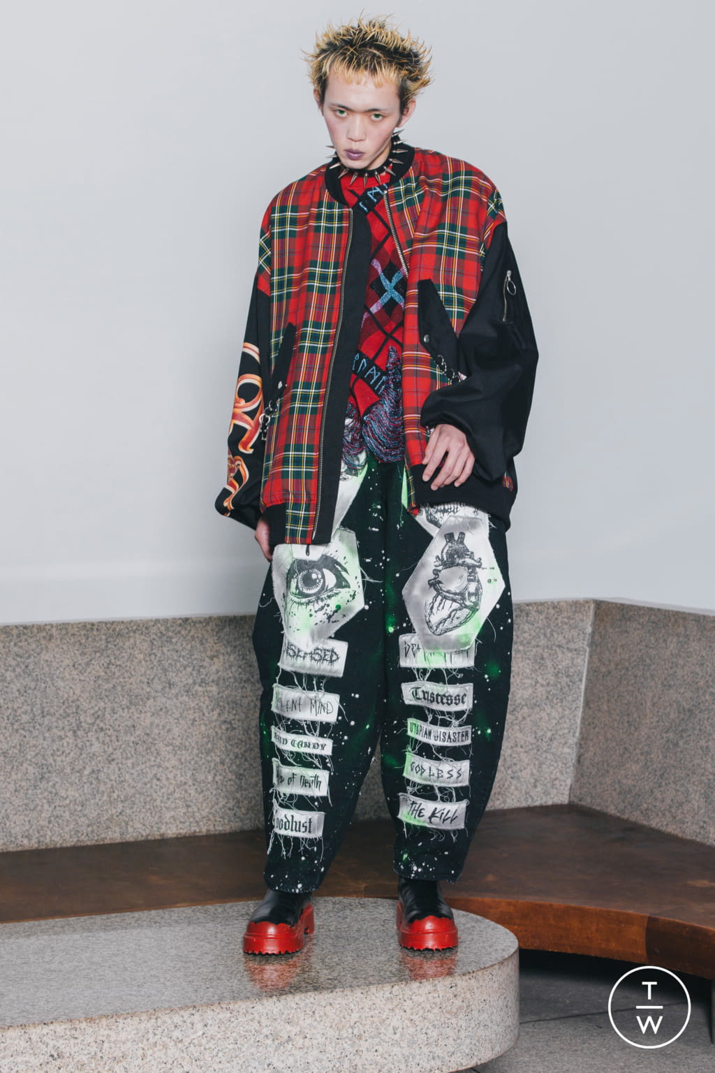 Fashion Week Paris Spring/Summer 2022 look 13 from the KIDILL collection menswear