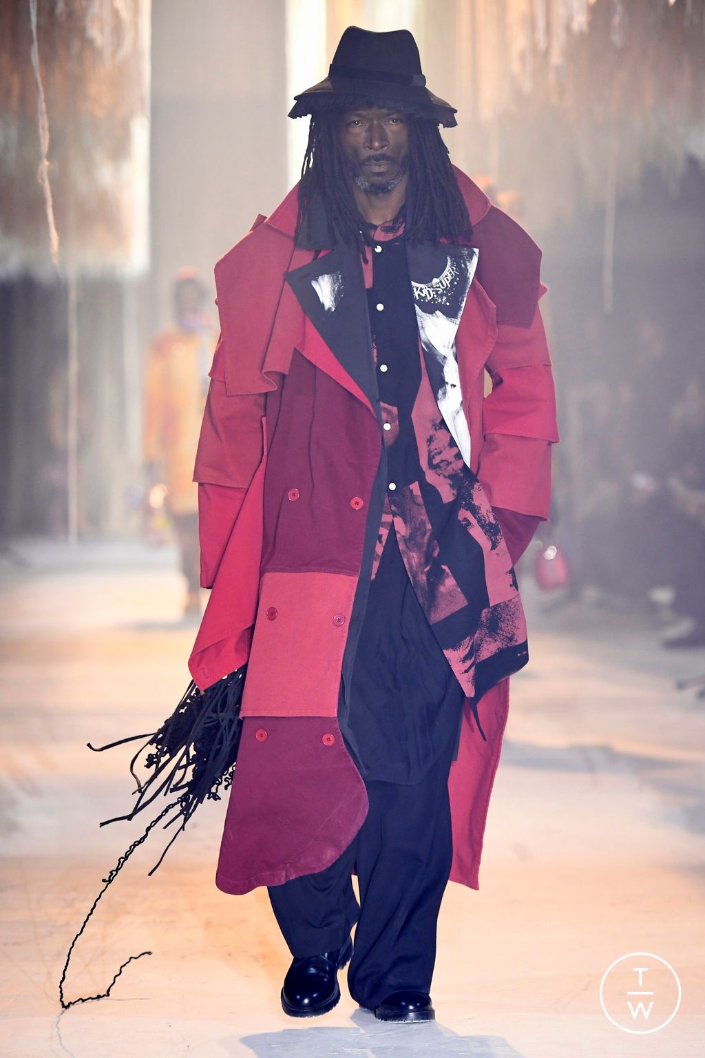 Fashion Week Paris Fall/Winter 2024 look 4 from the Kidsuper collection 男装