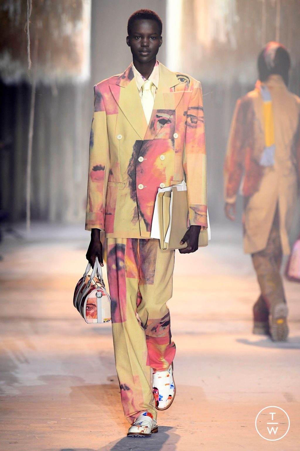 Fashion Week Paris Fall/Winter 2024 look 6 from the Kidsuper collection 男装