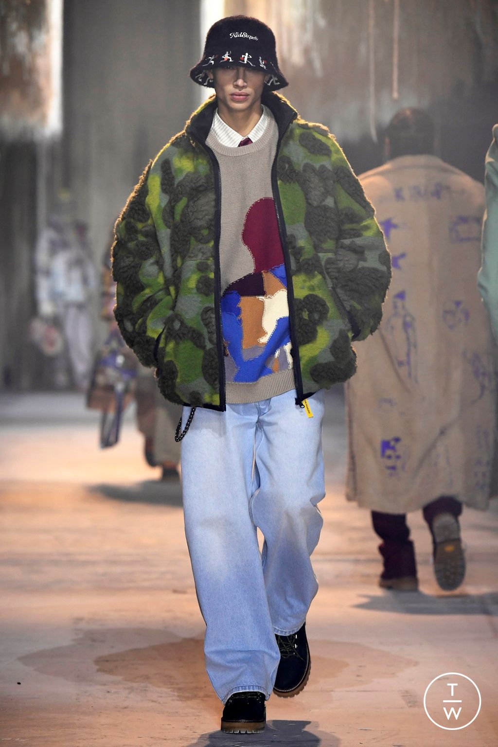 Fashion Week Paris Fall/Winter 2024 look 13 from the Kidsuper collection 男装