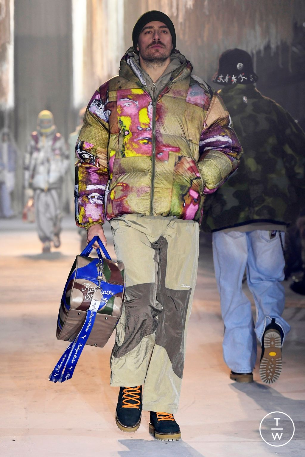 Fashion Week Paris Fall/Winter 2024 look 14 from the Kidsuper collection 男装