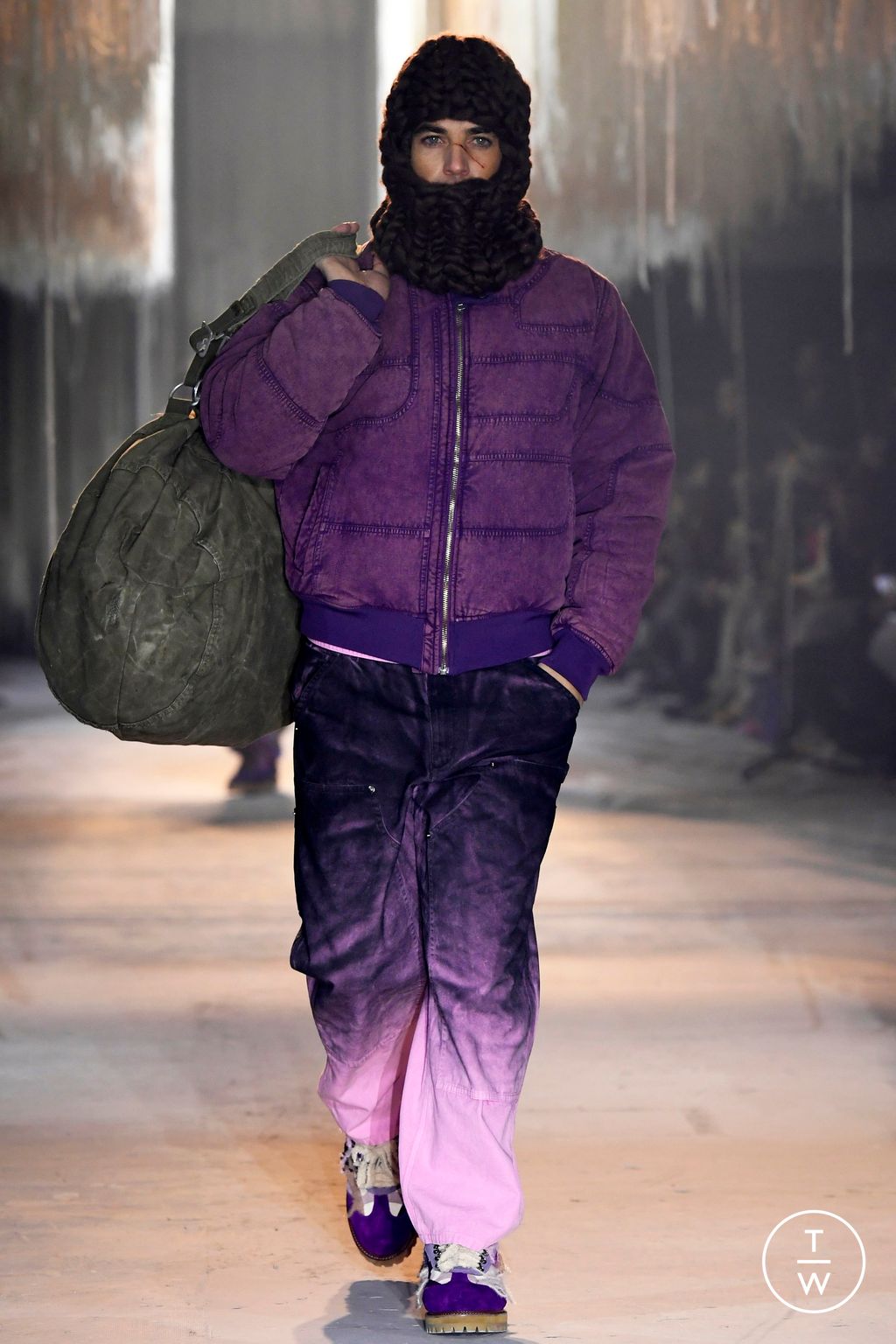 Fashion Week Paris Fall/Winter 2024 look 33 from the Kidsuper collection menswear