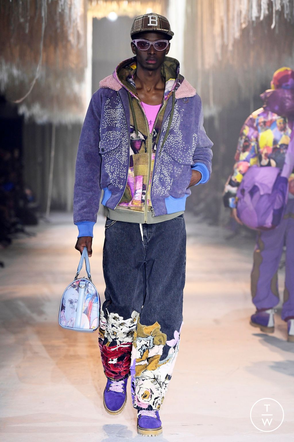 Fashion Week Paris Fall/Winter 2024 look 35 from the Kidsuper collection 男装