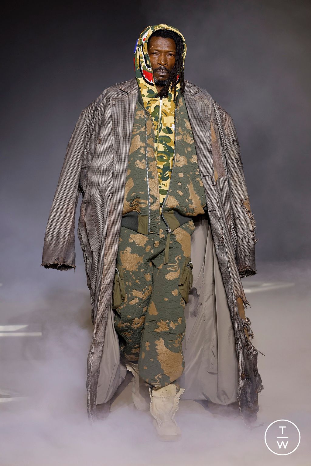 Fashion Week Paris Fall/Winter 2025 look 4 from the Kidsuper collection 男装