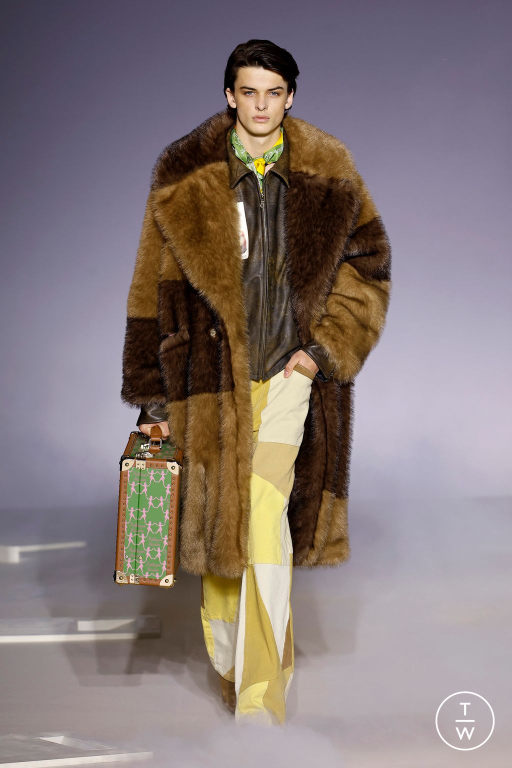 Fashion Week Paris Fall/Winter 2025 look 28 from the Kidsuper collection menswear