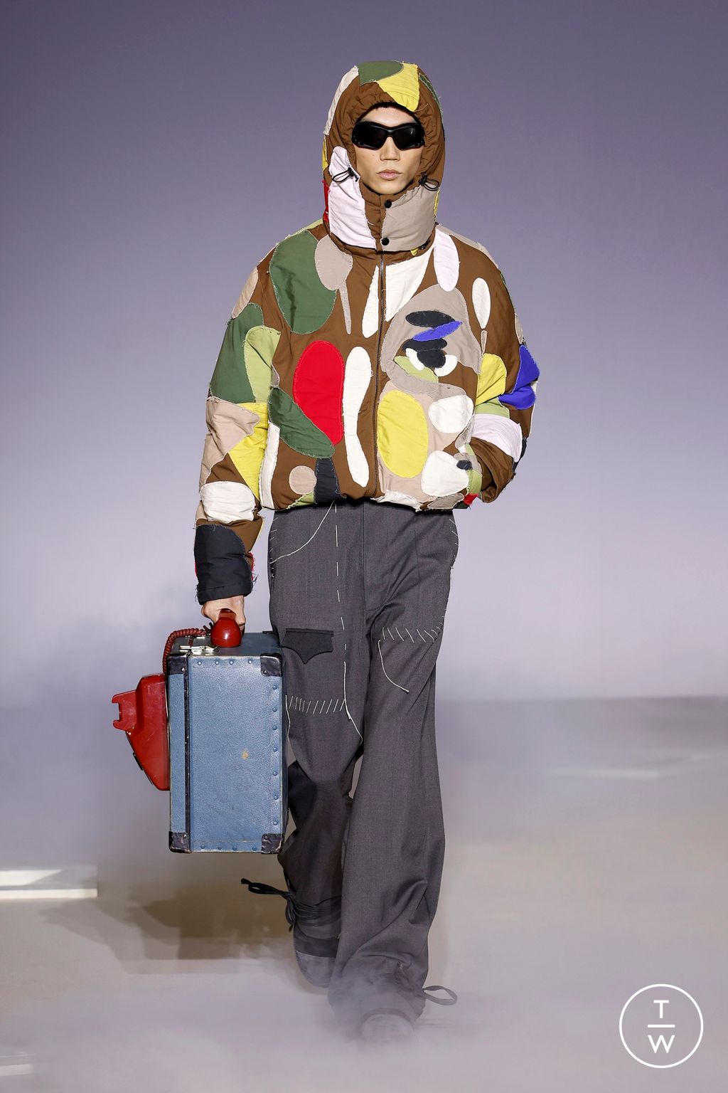 Fashion Week Paris Fall/Winter 2025 look 30 de la collection Kidsuper menswear