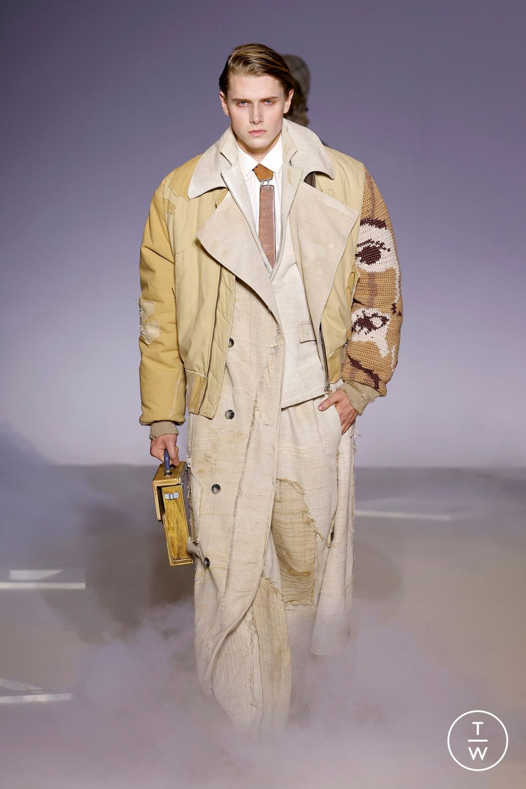 Fashion Week Paris Fall/Winter 2025 look 39 from the Kidsuper collection 男装