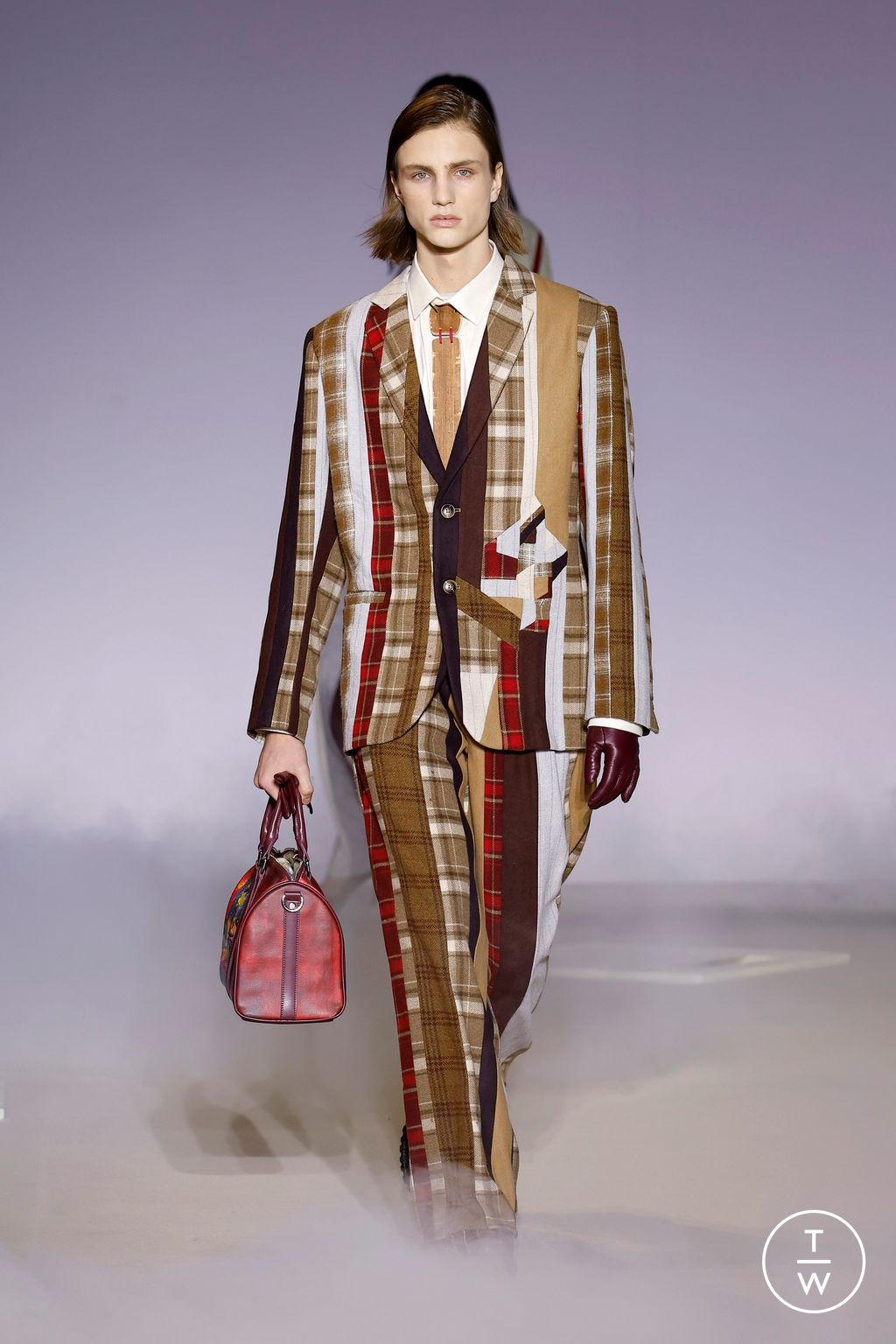 Fashion Week Paris Fall/Winter 2025 look 42 from the Kidsuper collection 男装