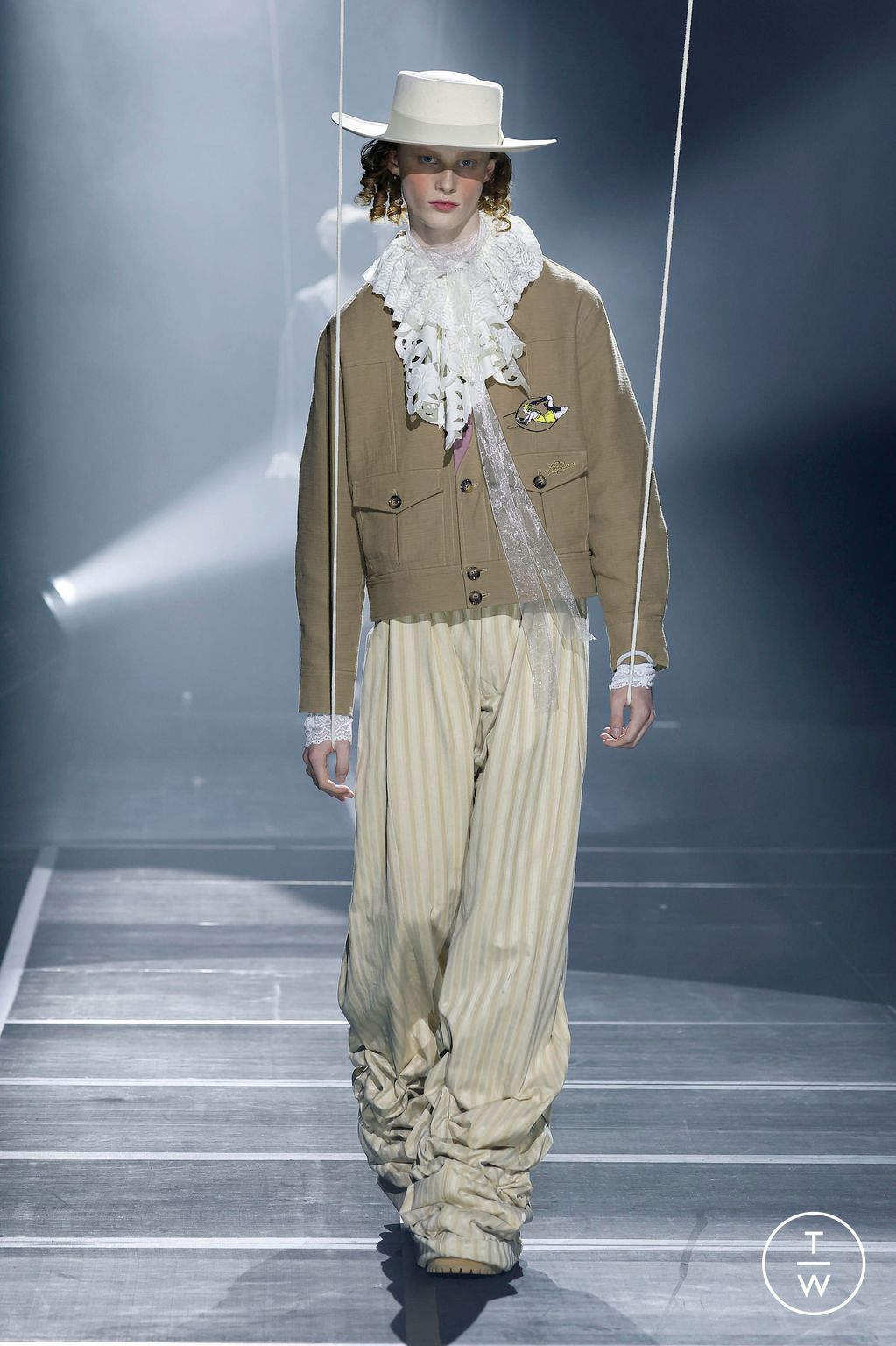 Fashion Week Paris Spring-Summer 2025 look 7 de la collection Kidsuper menswear