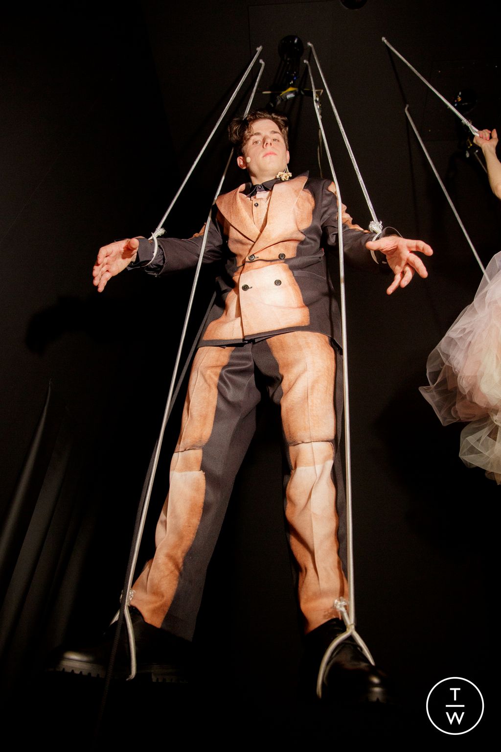 Fashion Week Paris Spring/Summer 2024 look 22 from the Kidsuper collection 男装