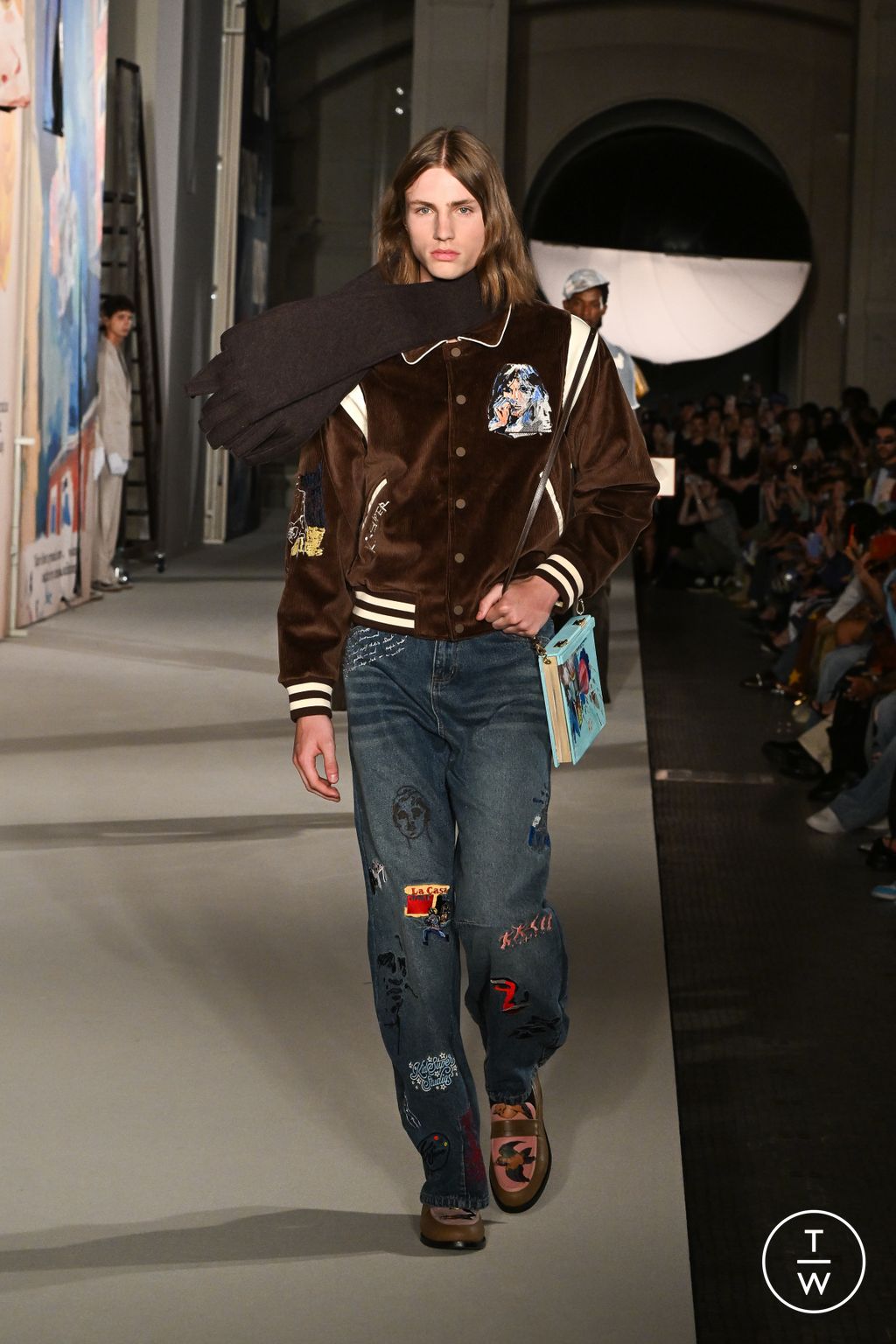 Fashion Week Paris Spring/Summer 2026 look 19 de la collection Kidsuper menswear