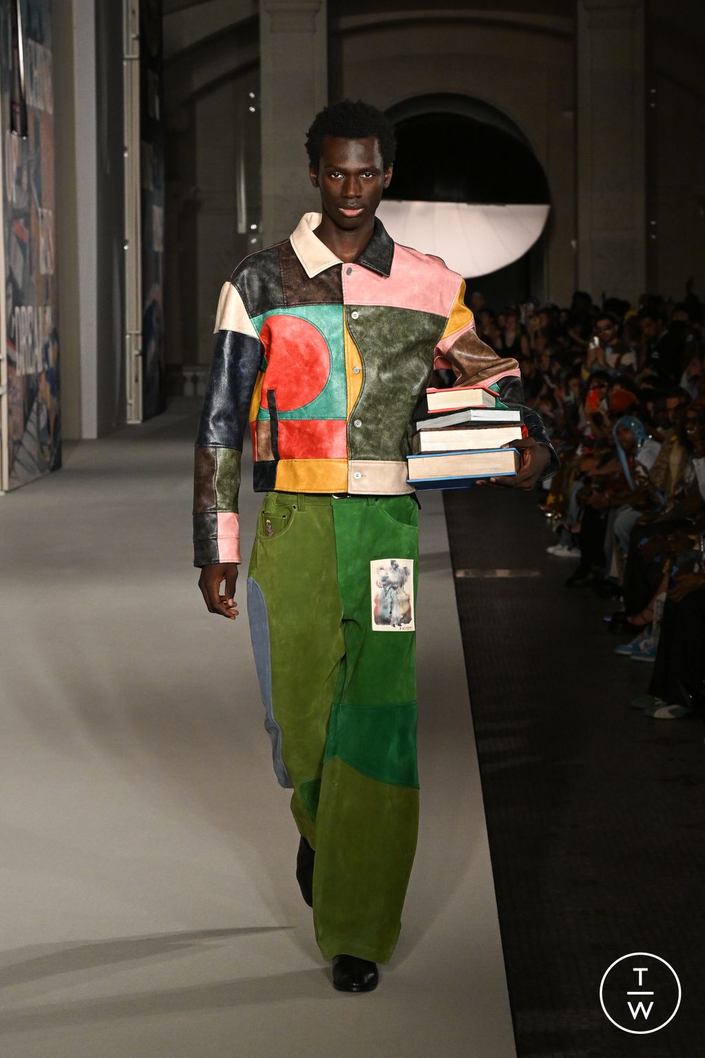 Fashion Week Paris Spring/Summer 2026 look 5 de la collection Kidsuper menswear