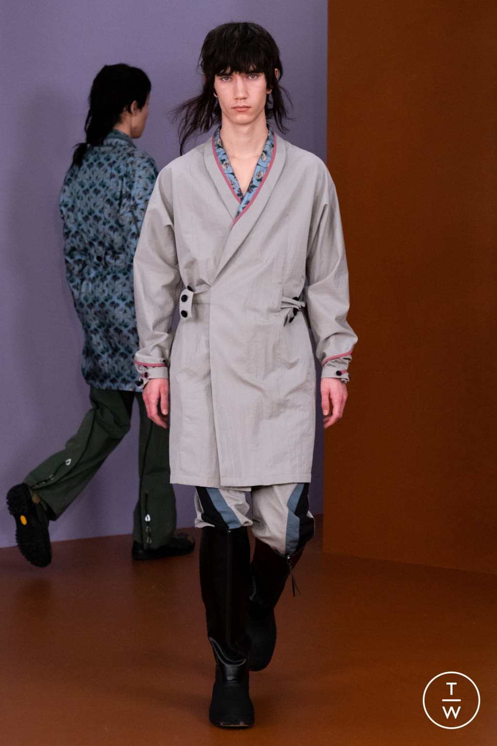 Fashion Week London Fall/Winter 2021 look 28 from the Kiko Kostadinov collection menswear