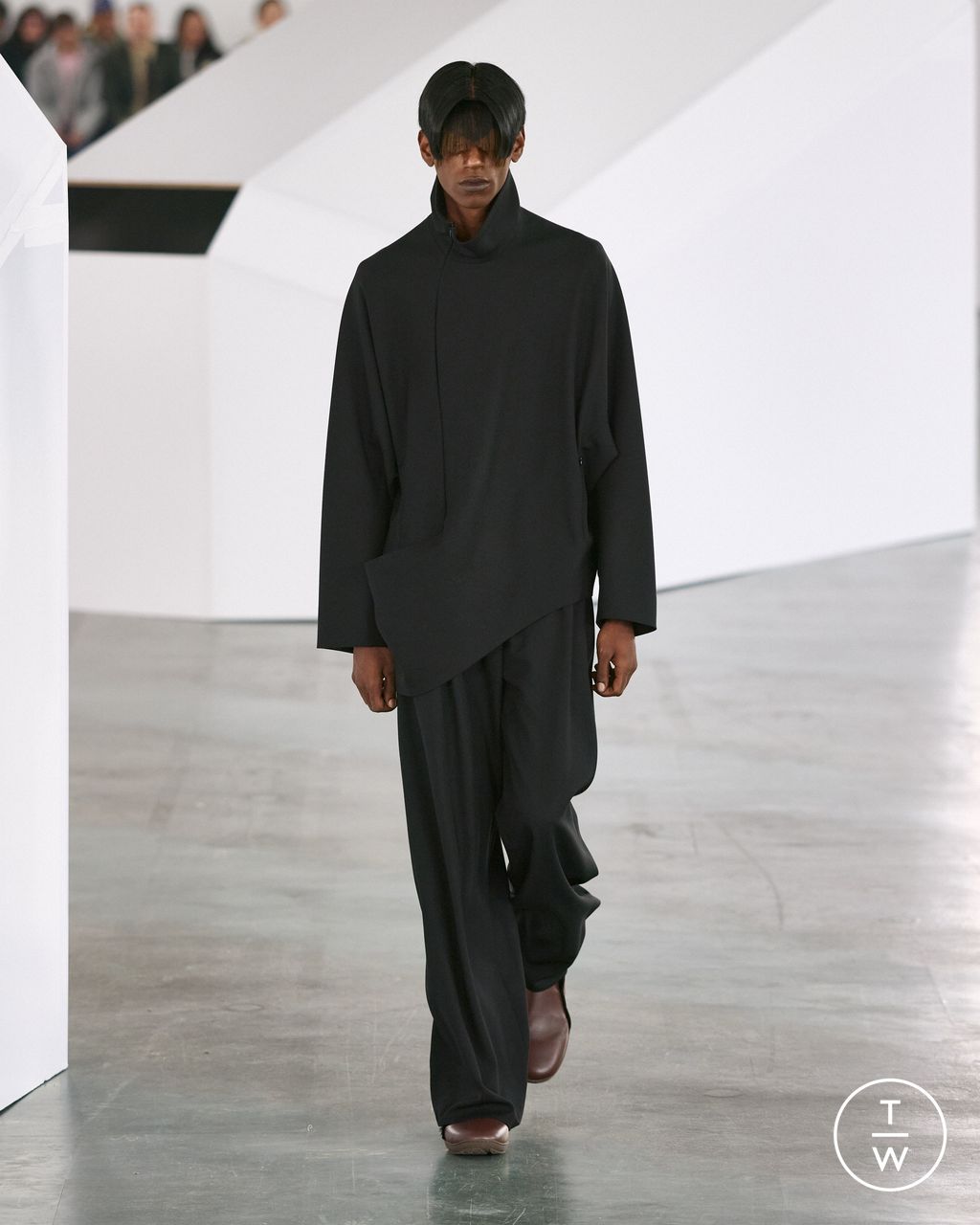 Fashion Week Paris Fall/Winter 2026 look 9 from the Kiko Kostadinov collection menswear