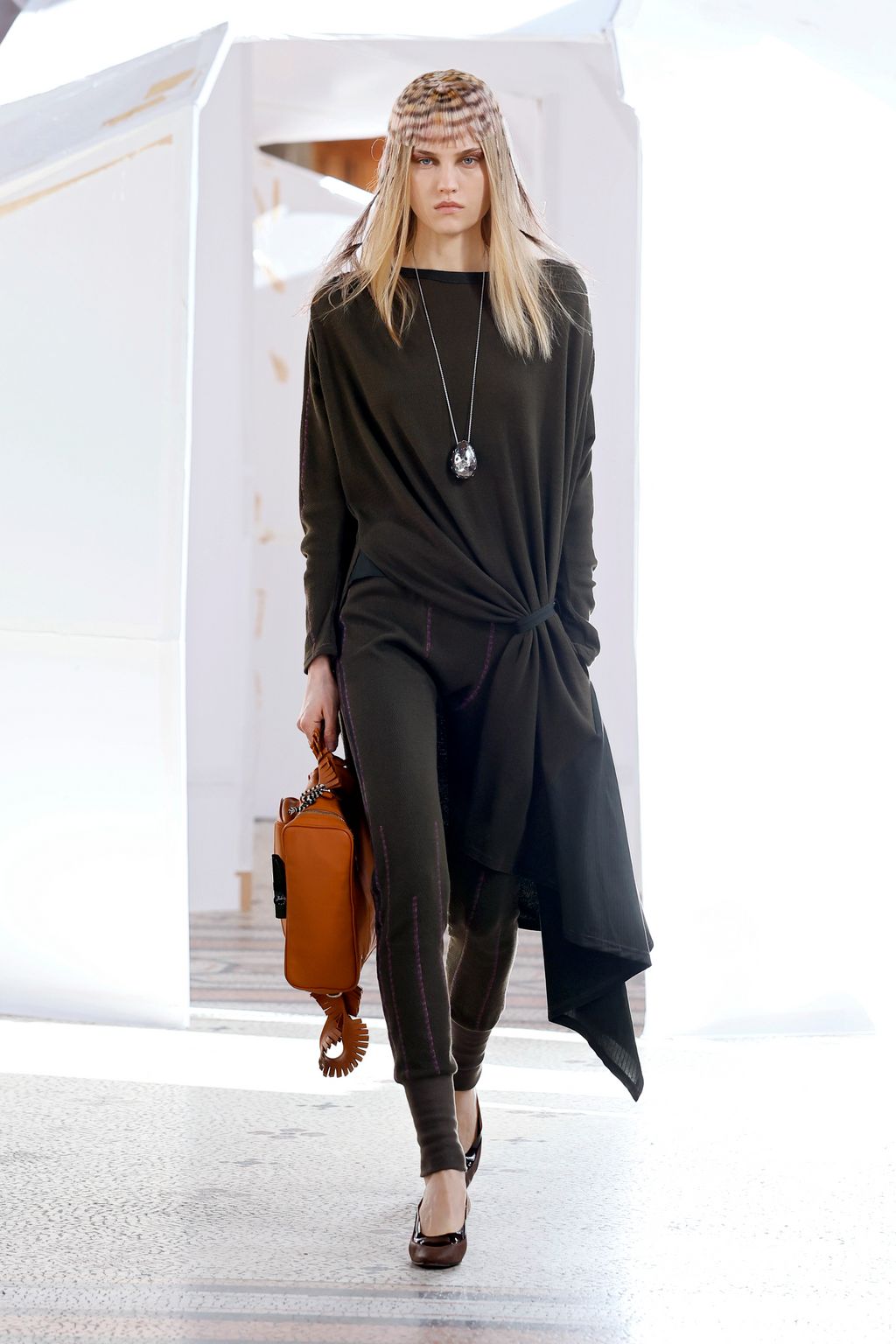 Fashion Week Paris Fall/Winter 2026 look 25 from the Kiko Kostadinov collection womenswear
