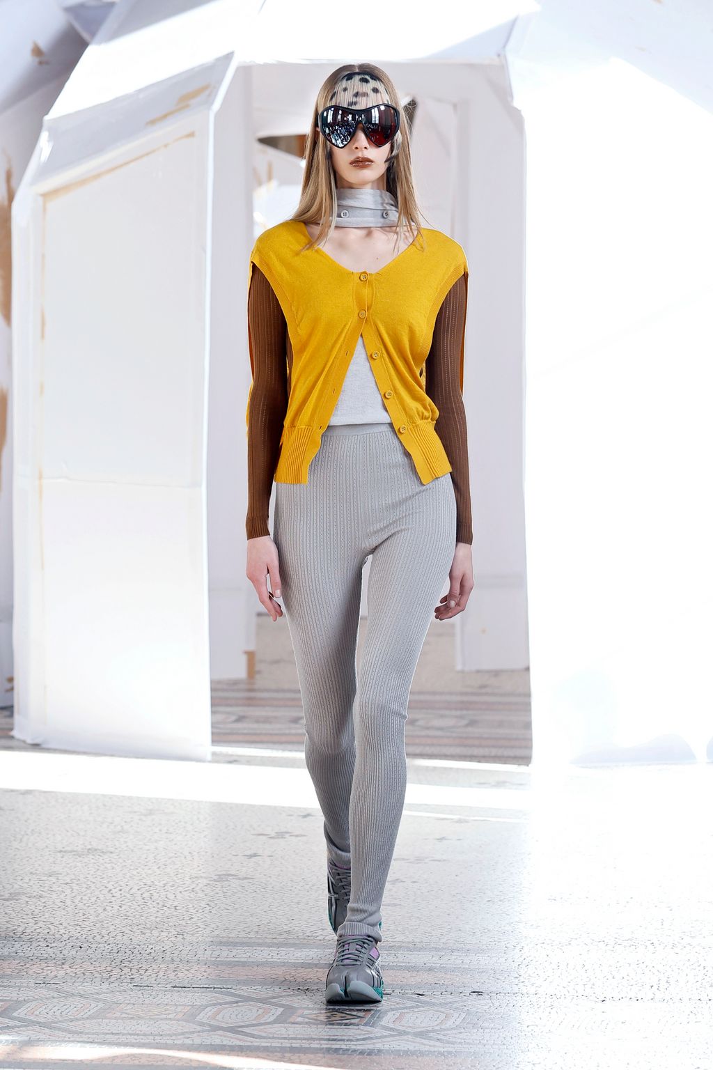Fashion Week Paris Fall/Winter 2026 look 26 from the Kiko Kostadinov collection womenswear