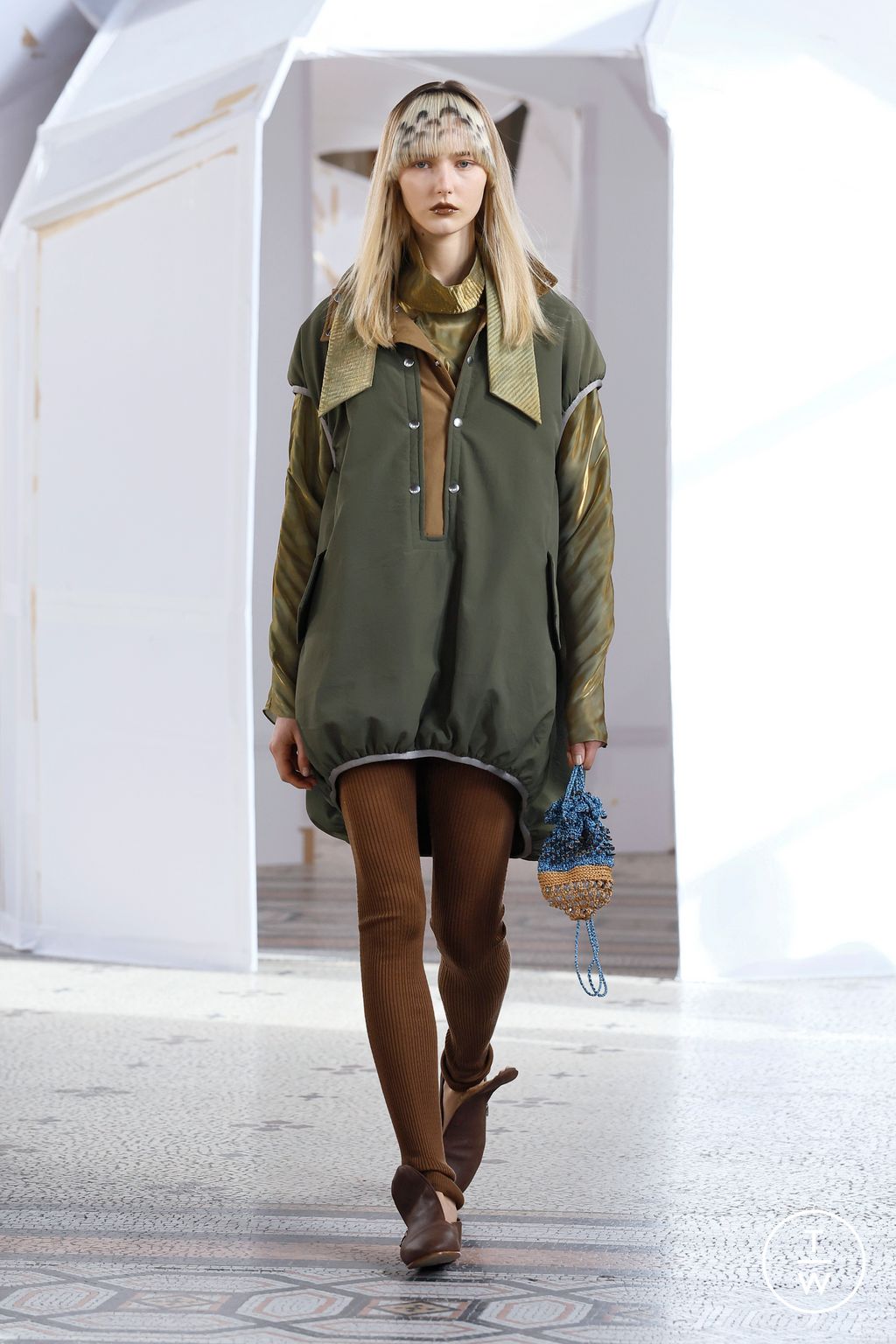 Fashion Week Paris Fall/Winter 2026 look 27 from the Kiko Kostadinov collection womenswear