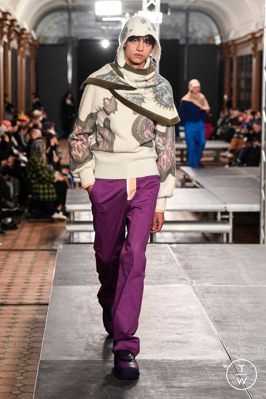 Fashion Week Paris Fall/Winter 2023 look 22 from the Kiko Kostadinov collection menswear