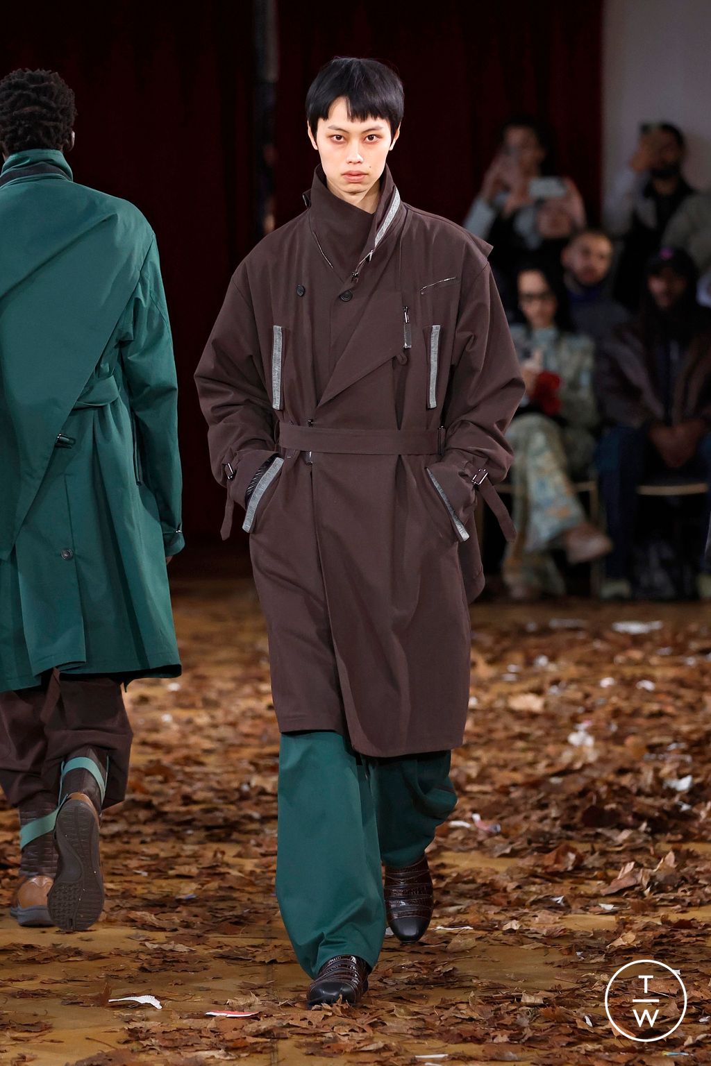 Fashion Week Paris Fall/Winter 2025 look 1 from the Kiko Kostadinov collection menswear