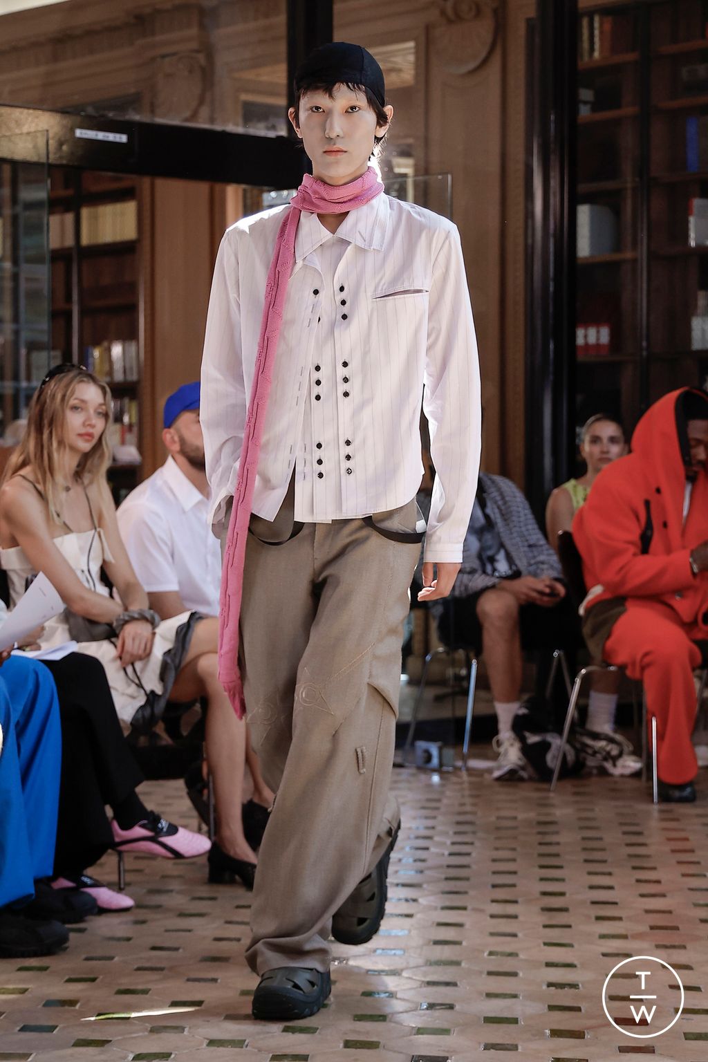 Fashion Week Paris Spring/Summer 2024 look 11 from the Kiko Kostadinov collection menswear